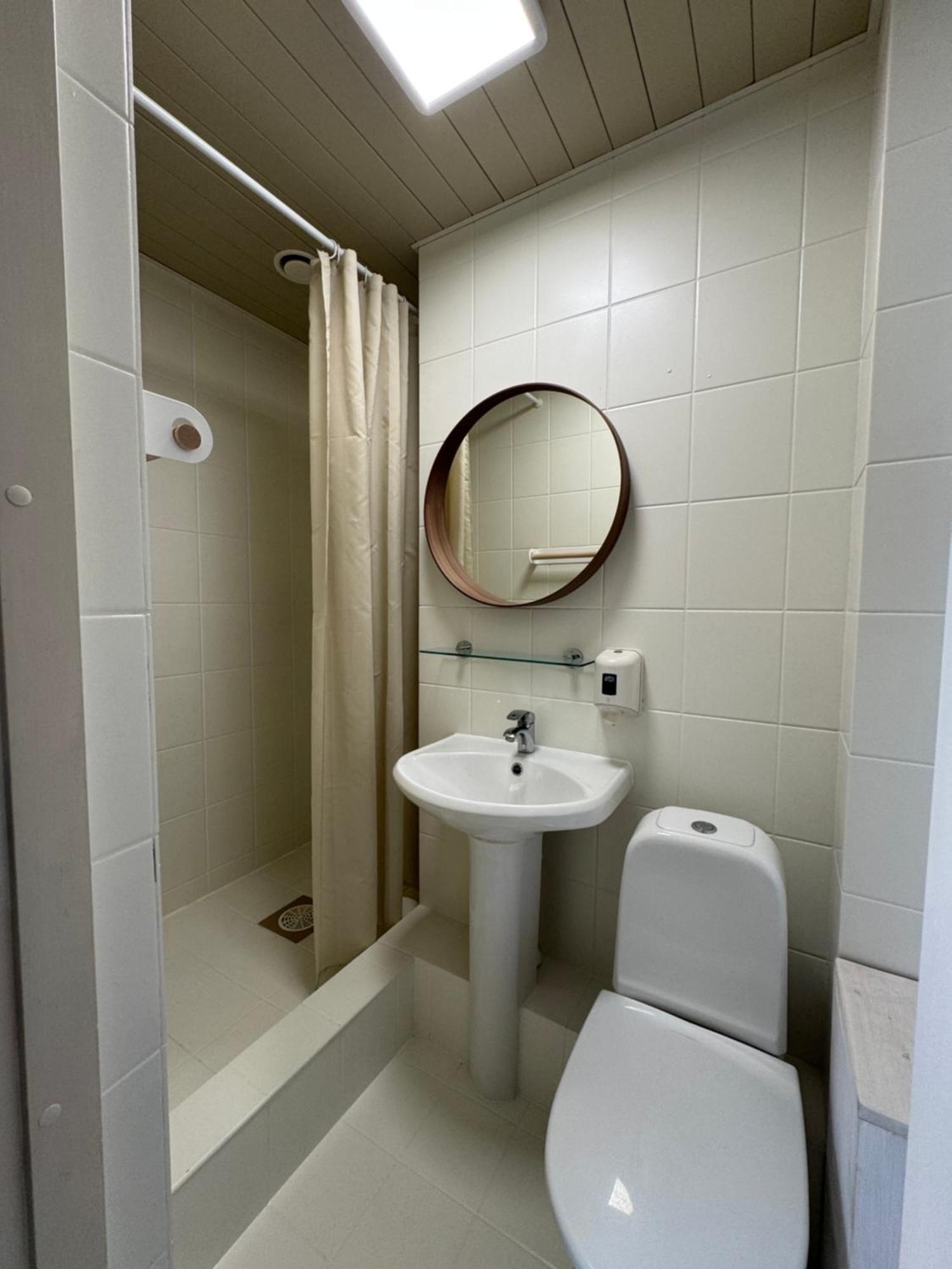 Ohtu Poik 4 City Center Apartment Pärnu Exterior foto
